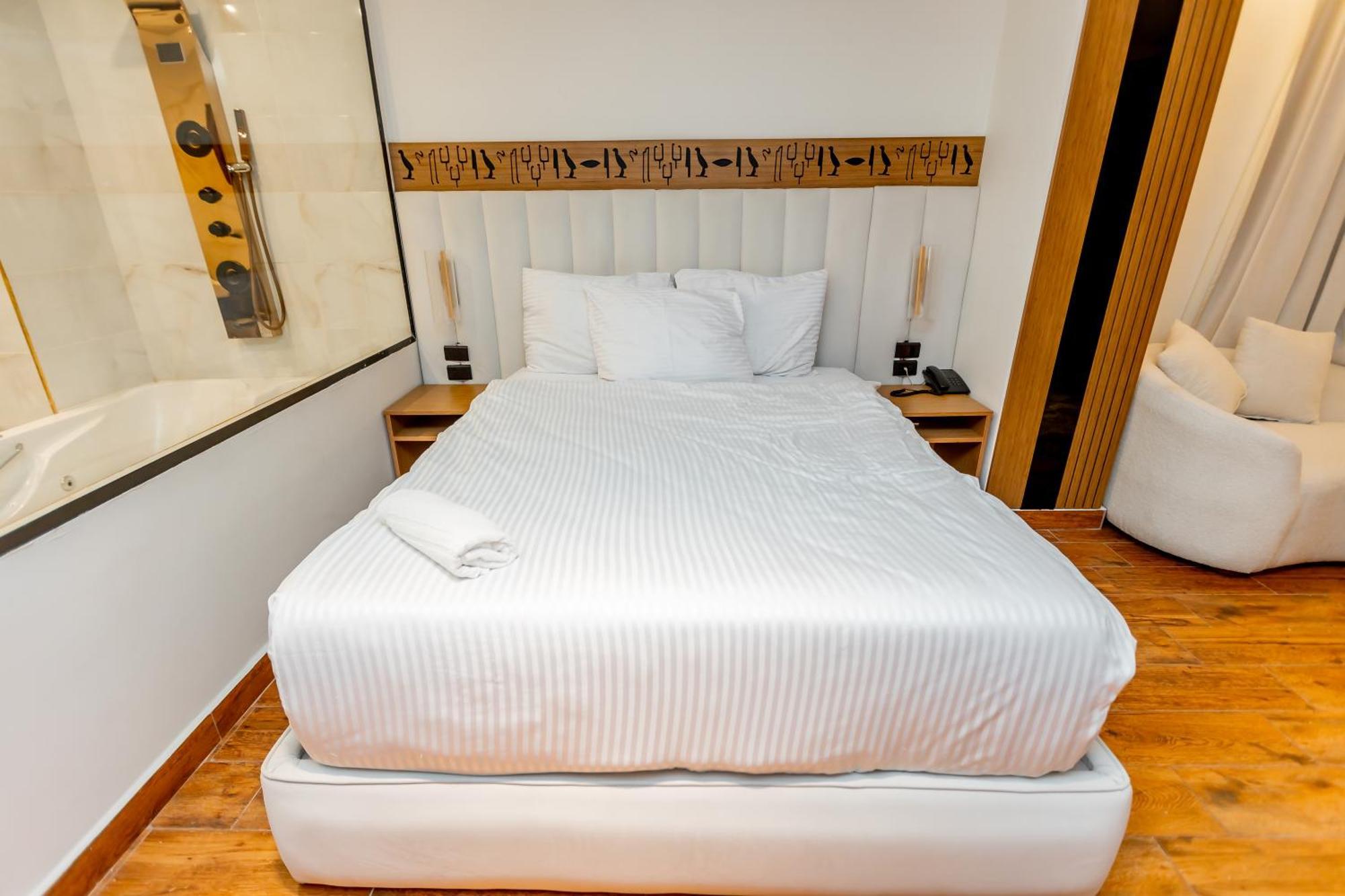 Superior Pyramids Inn Al Kawm al Akhdar 외부 사진