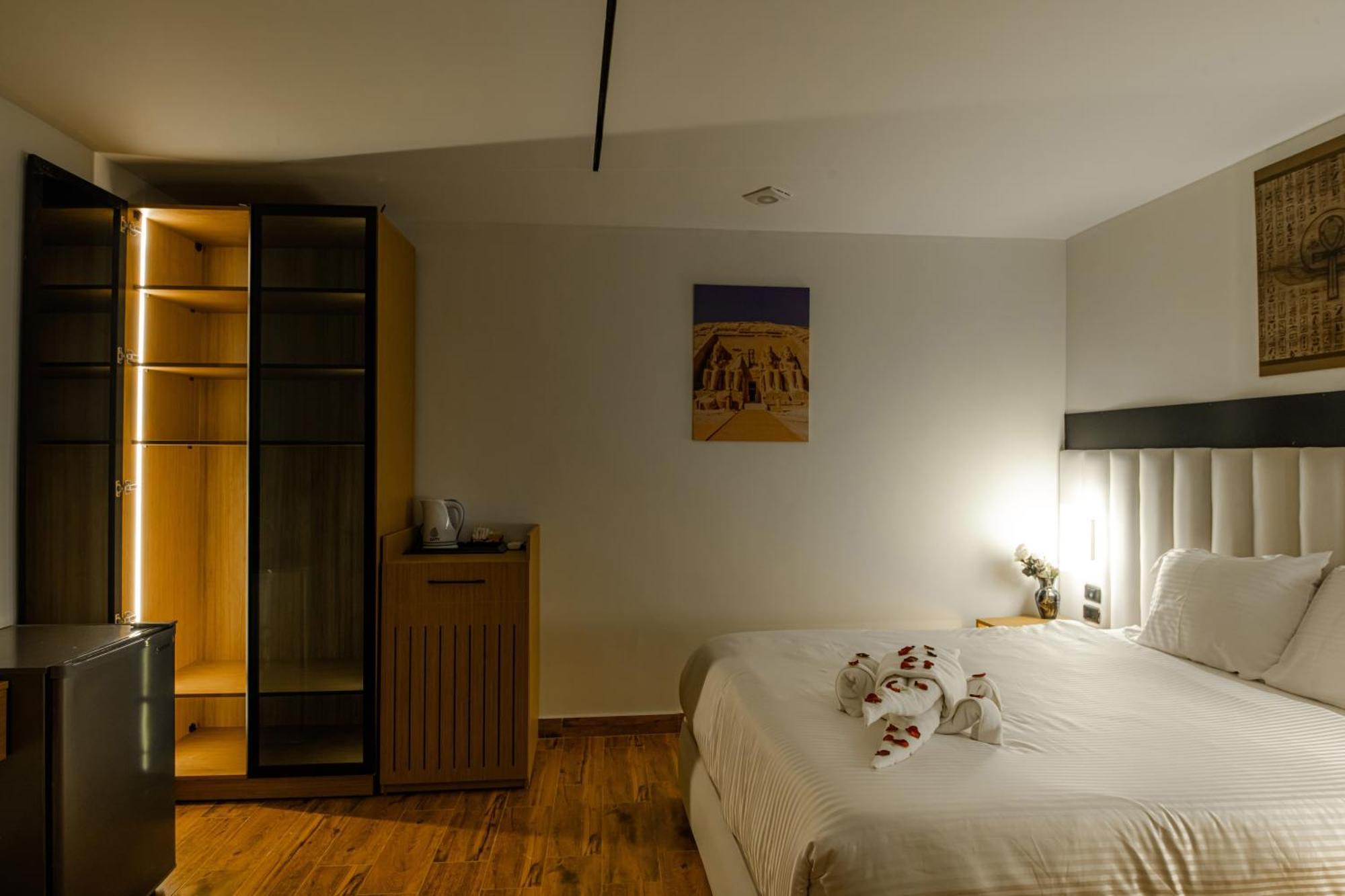 Superior Pyramids Inn Al Kawm al Akhdar 외부 사진